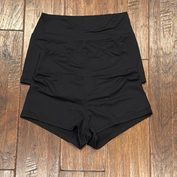 2 Pairs! New Small Women's Black Hip Hugger Shorts - Picture 2 of 5